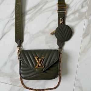 Louis Vuitton New wave mini pochette